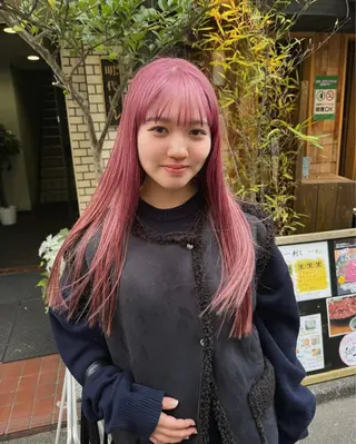 ロング LUCCI所属・udaハイトーン /ボブ/レイヤーのヘアスタイル