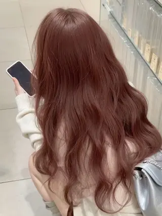 ロング カラー トレンド暖色ヘア🍒 miu🍒のヘアスタイル