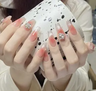 ネイル Queens PUPUのネイルデザイン