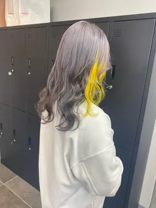 ロング maco 艶感ハイトーン🦋のヘアスタイル