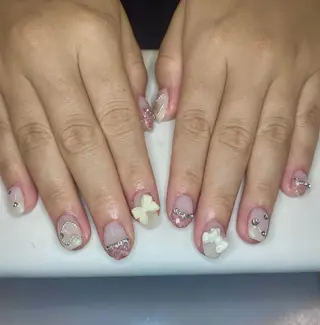 ネイル Queens momoのネイルデザイン