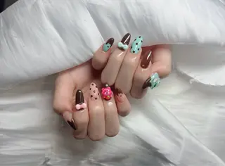 ネイル Lenie Nail Salonのネイルデザイン