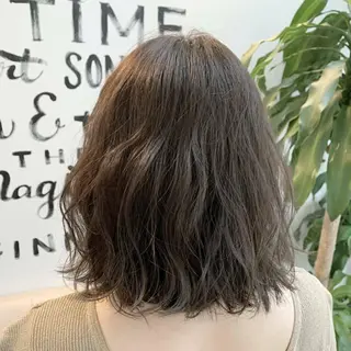 ミディアム カラー Luana. 細澤のヘアスタイル