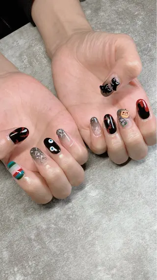 ネイル haleyume所属・shino🌟 痛ネイルのネイルデザイン