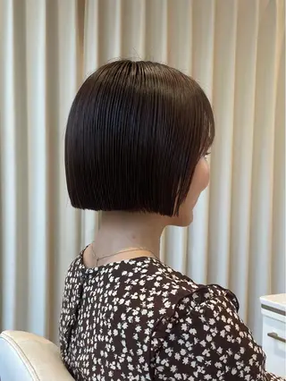 ショート カラー サエ/ レイヤー/パーマのヘアスタイル