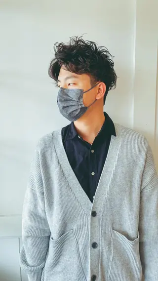 ショート パーマ メンズ 吉田 浩太郎のヘアスタイル