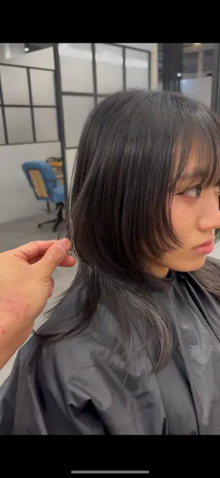 セミロング 🌟心斎橋レイヤー 艶ハイトーン/ウルフのその他イメージ