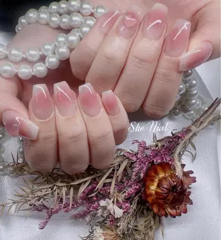 ネイル She   Nail所属・ISA_ BELLAのネイルデザイン