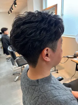 パーマ メンズ フェザーパーマ/韓国 /メンズカット/保立のヘアスタイル