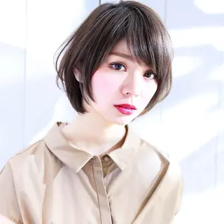 ショート カラー ルーヴル所属・長尾 桃佳のヘアスタイル