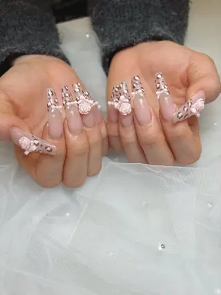 ネイル nailist wakanaのネイルデザイン