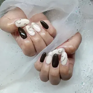 ネイル 金井 奈々のネイルデザイン