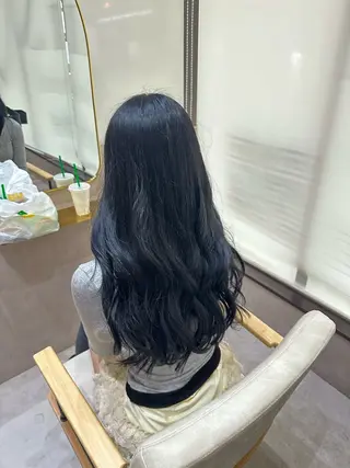 ロング R/🎀 ヘアセット・艶カラーのヘアスタイル