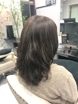 ミディアム カラー パーマ FAVORE 【ファヴォーレ】のヘアスタイル