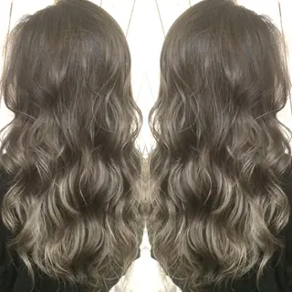 ロング カラー 井上 一平のヘアスタイル