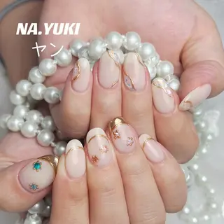 ネイル キッズ メンズ マツエク・マツパ アイブロウ ヘアアレンジ ロング カラー パーマ 🦋 Queenieのネイルデザイン