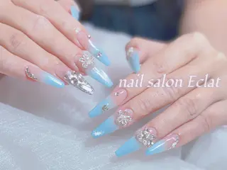 ネイル ネイルサロンエクラ 🫧Shizukaのネイルデザイン