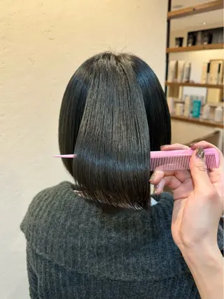 ミディアム カラー 内沼 恵留菜のヘアスタイル