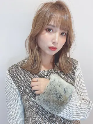 ミディアム カラー 個室サロンLOUIMADNA栄店所属・髪質改善美容師 個室サロン白金厚哉のヘアスタイル