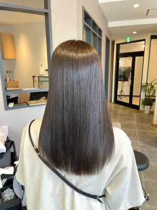 セミロング カラー 西村 れいのヘアスタイル