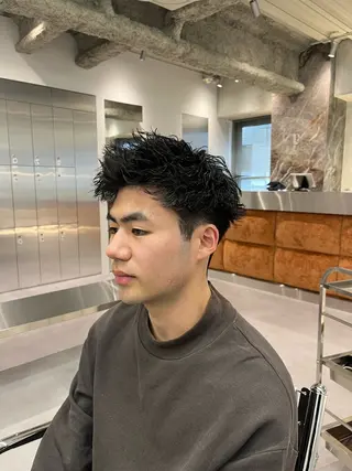 ショート パーマ メンズ soen所属・⚡メンズパーマフ ェードカットTomyのヘアスタイル