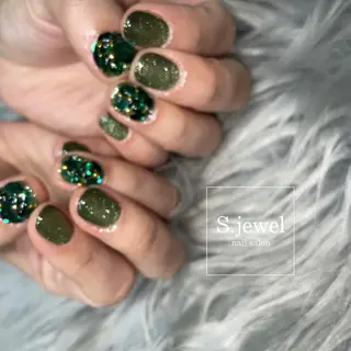 ネイル S♡JEWEL所属・S. JEWELのネイルデザイン