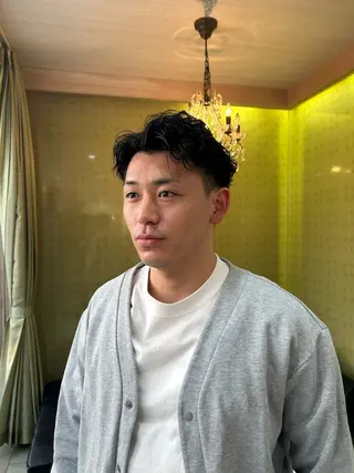 ショート パーマ メンズ 堀田 柊のヘアスタイル