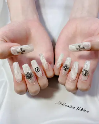 ネイル Lakkus T－CHIのネイルデザイン