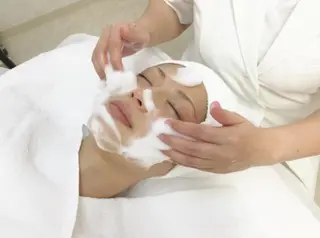 美SORA ～ｳﾞｨｿﾗ～のネイルデザイン