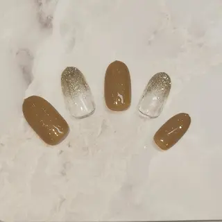 ネイル 💙🤍Tiary M🤍💙のネイルデザイン