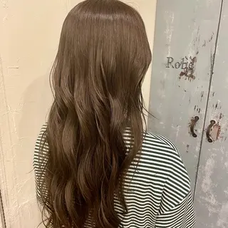 ロング カラー ルプラボウ 神谷有音/艶髪のヘアスタイル