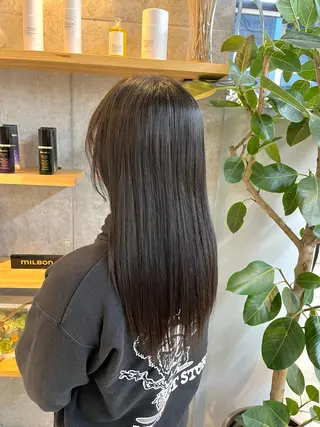 ロング ハイトーンカラ ー/小川のヘアスタイル