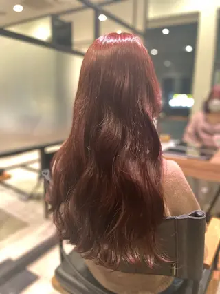 カラー 秋元 美優のヘアスタイル