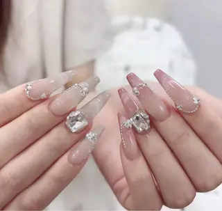 ネイル BERA NAILSのネイルデザイン