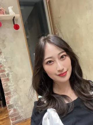 セミロング 顔まわりカット 前髪カット安井楽人のヘアスタイル