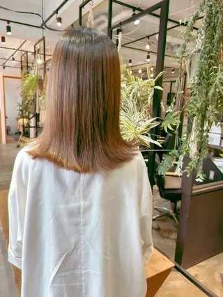 ミディアム FERIA桃山台🍑 𝕄𝕖𝕘𝕦のヘアスタイル