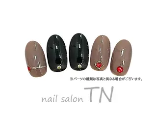 ネイル 中島 実穂のネイルデザイン