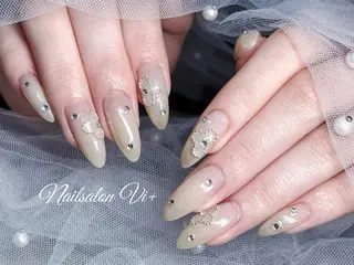 ネイル Nailsalon Vi+ももか🩷のネイルデザイン