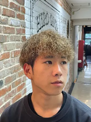 パーマ メンズ 武田 駿兵のヘアスタイル