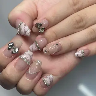 ネイル Ximina ネイルサロン 北堀江店所属・☆ Mayuka☆のネイルデザイン