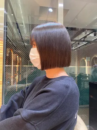 ショート ボブ／レイヤー／髪質 改善/縮毛矯正／銀座のヘアスタイル
