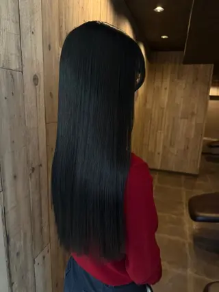 ロング カラー Ria🌙*゚ 艶カラーのヘアスタイル