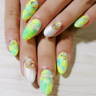 ネイル 安藤 Charlotteのネイルデザイン