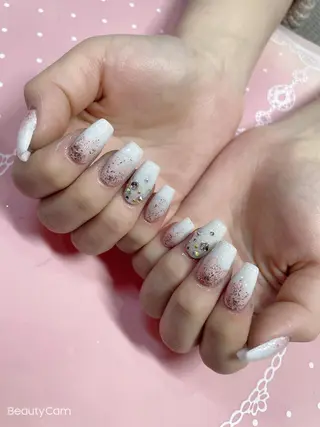 ショート ネイル 《LB》ラブリエ Nail&eyeのマツエク・マツパデザイン