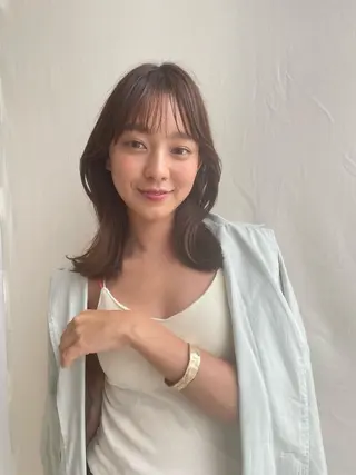 ミディアム カラー レイヤーカット🎀 kanaのヘアスタイル