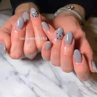 ネイル ﾈｲﾙﾙｰﾑﾘｯｶ 𝐦𝐚𝐲𝐮のネイルデザイン