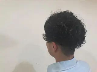 パーマ メンズ 杉井 恵里のヘアスタイル