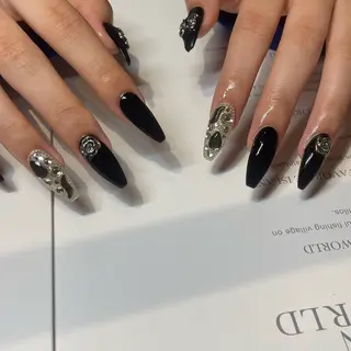 ネイル Suzuki Reikaのネイルデザイン