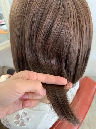 ミディアム fio マナミのヘアスタイル