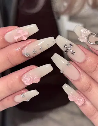 ネイル NiJi Nailsのネイルデザイン